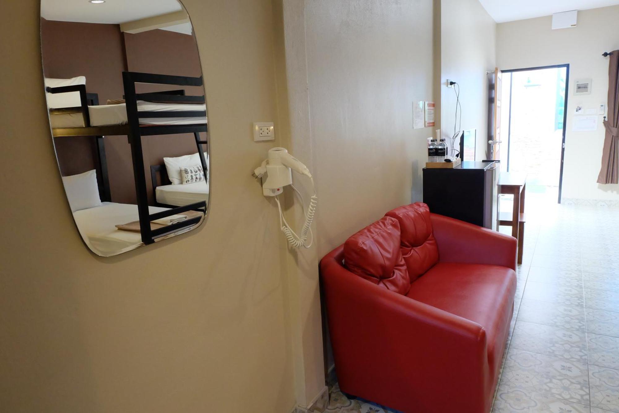 Warmwell Hostel Ban Chuk Kum Bagian luar foto